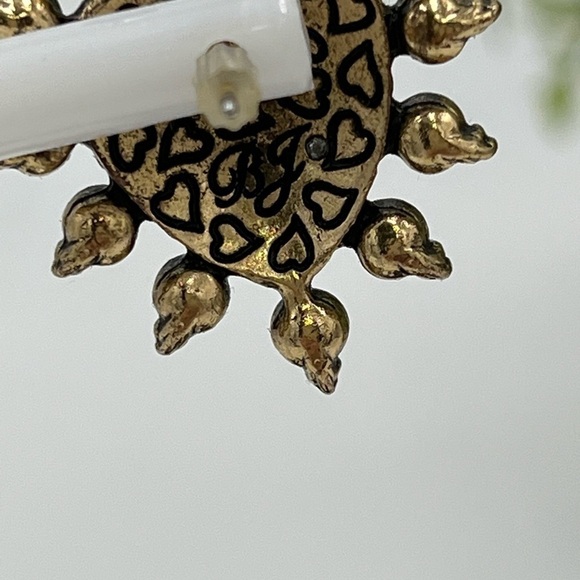 BETSEY JOHNSON Sparkling Red & Gold Hearts POST EARRINGS! - Picture 14 of 14